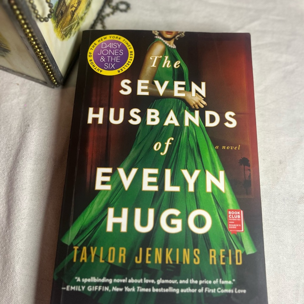 3 for $25- The Seven Husbands of Evelyn Hugo Book, Paperback Copy
